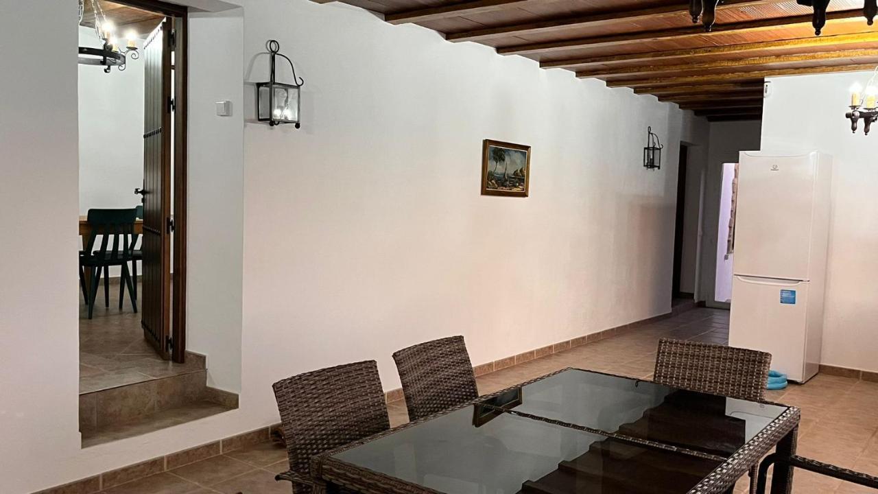 Вилла Cortijo Borreguero Вильянуэва-дель-Трабуко Экстерьер фото
