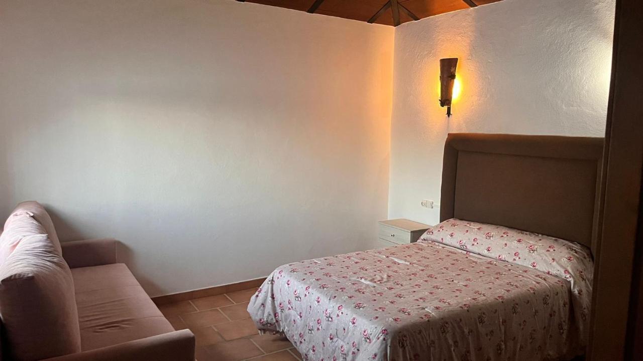 Вилла Cortijo Borreguero Вильянуэва-дель-Трабуко Экстерьер фото