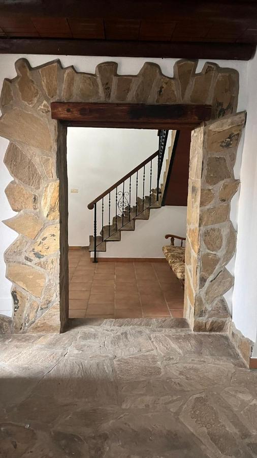 Вилла Cortijo Borreguero Вильянуэва-дель-Трабуко Экстерьер фото
